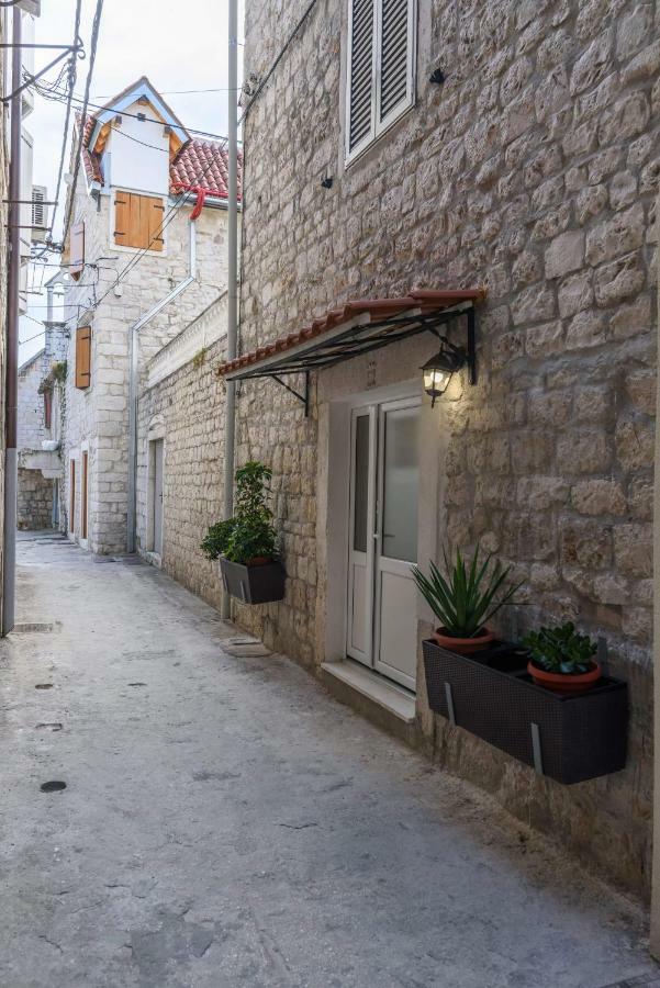 Lorena Trogir Buitenkant foto